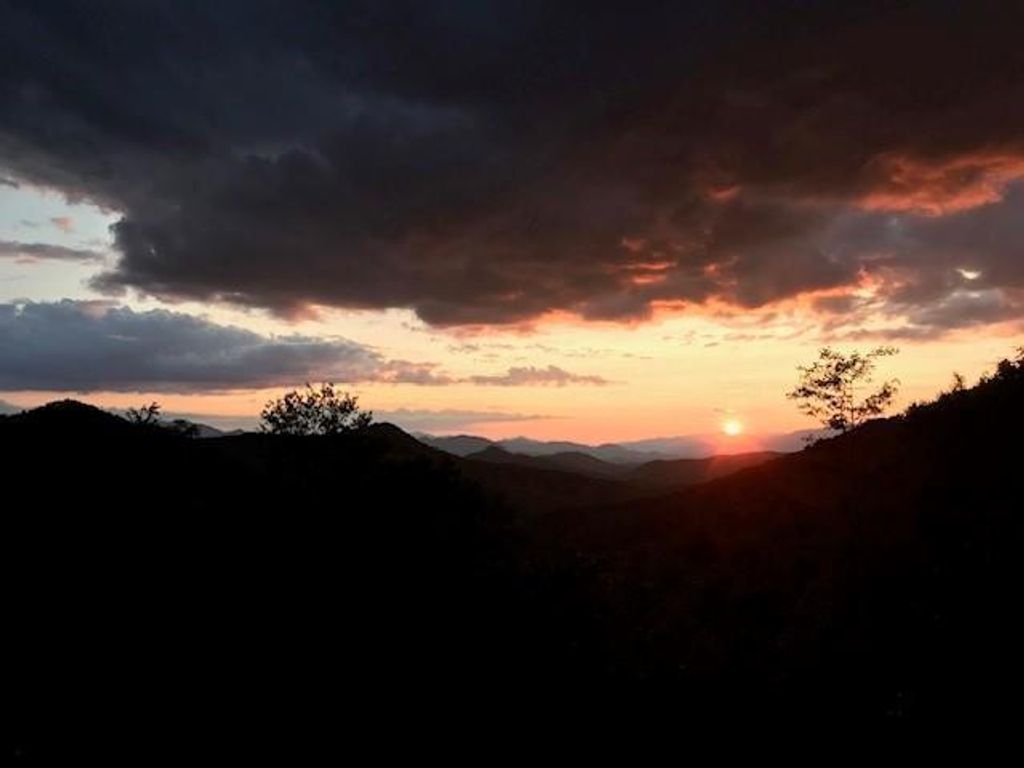 Photo of 625 High Mountain View, Bryson City, NC 28713 (MLS # 26042956)