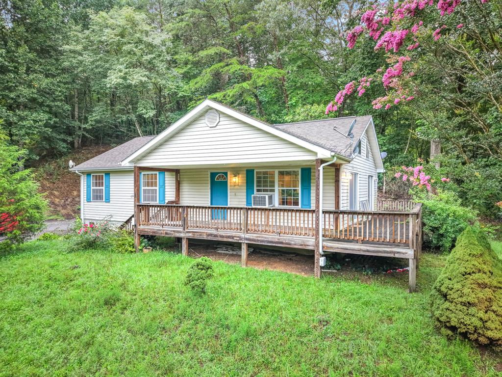Photo of 88 Andjen Valley Road, Sylva, NC 28779 (MLS # 26048053)