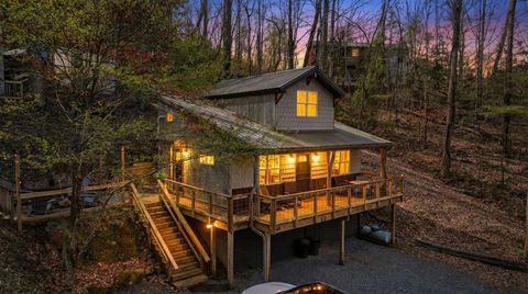 Photo of 26/30 Yodelers Holler, Bryson City, NC 28713 (MLS # 26046696)