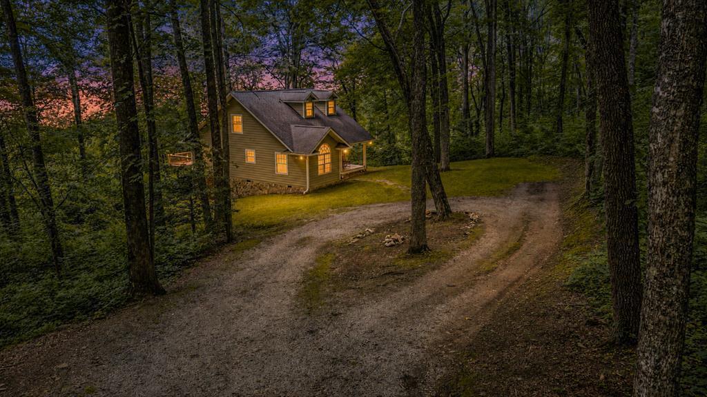 Photo of 390 Overlook Road, Bryson City, NC 28713 (MLS # 26048056)