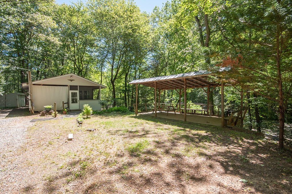 31 Robin Road