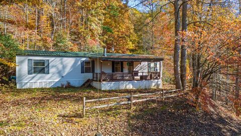 Photo of 50 Deer Hollow Lane, Franklin, NC 28734 (MLS # 26042598)