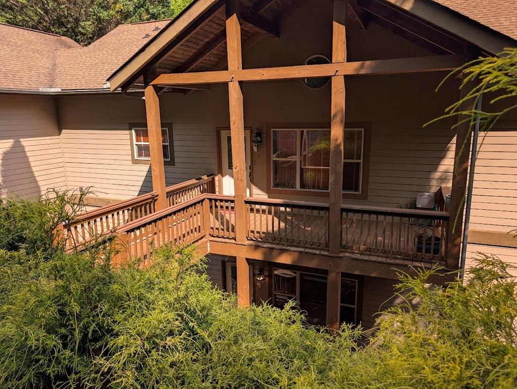 Photo of 226 Sawgrass Dr. Unit 1 Dr, Whittier, NC 28789 (MLS # 26047205)