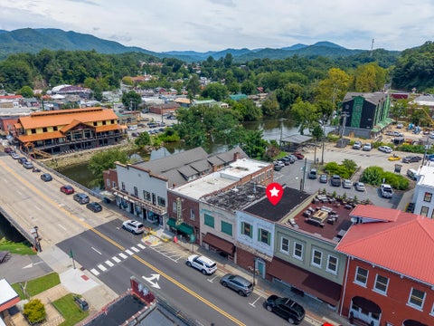 Photo of 28 Everett Street, Bryson City, NC 28713 (MLS # 26048307)