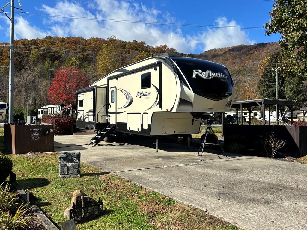 Photo of 50 Timber Leaf Dr #9 Dr, Sylva, NC 28779 (MLS # 26042571)