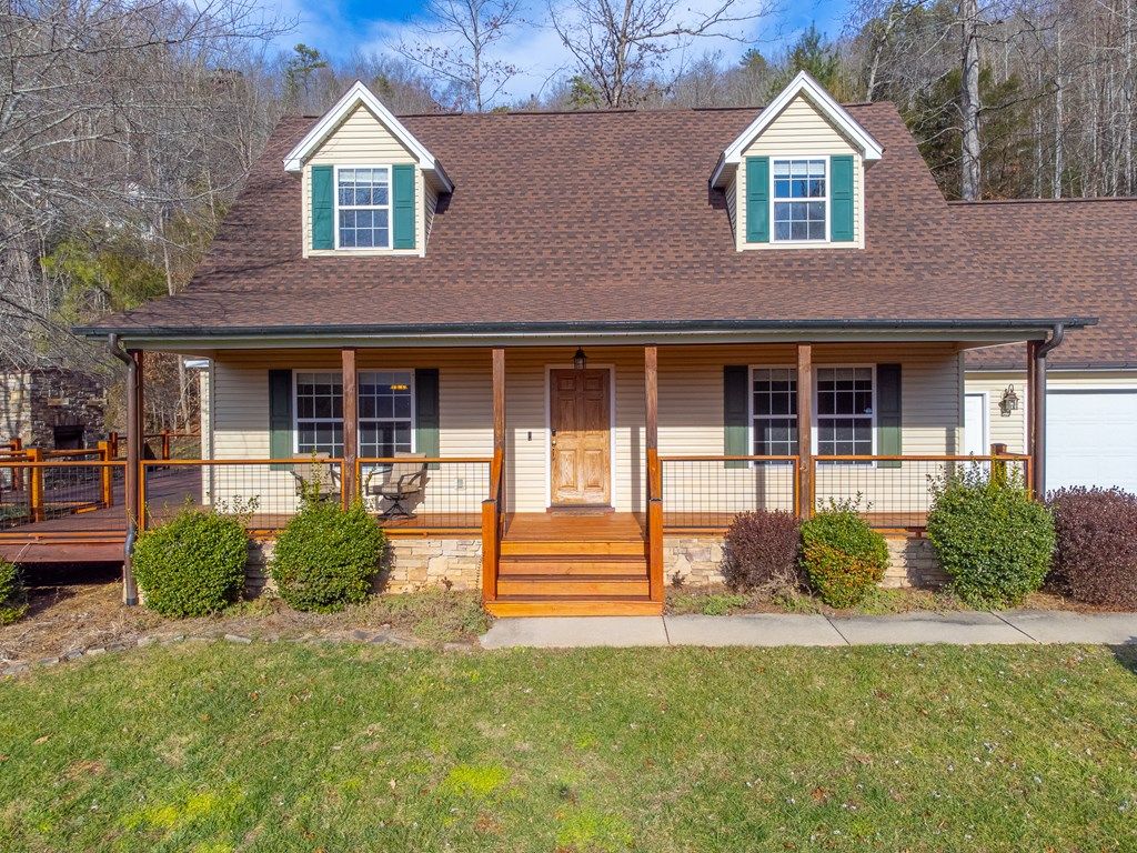 Photo of 161 Rock Field Way, Sylva, NC 28779 (MLS # 26046979)