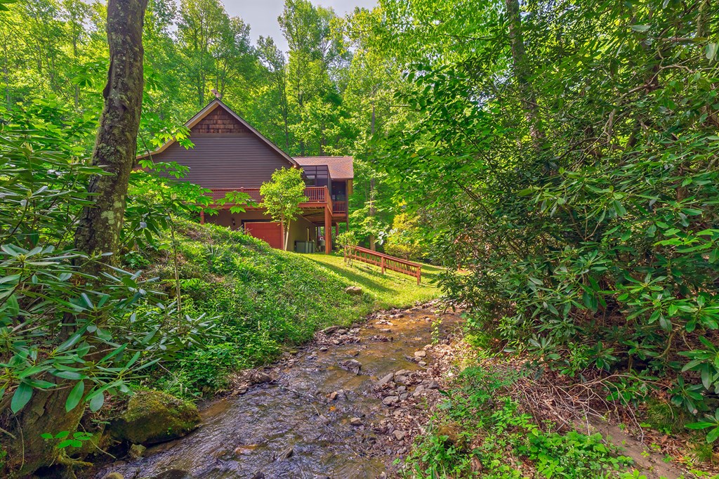 416 Meadowview Trl