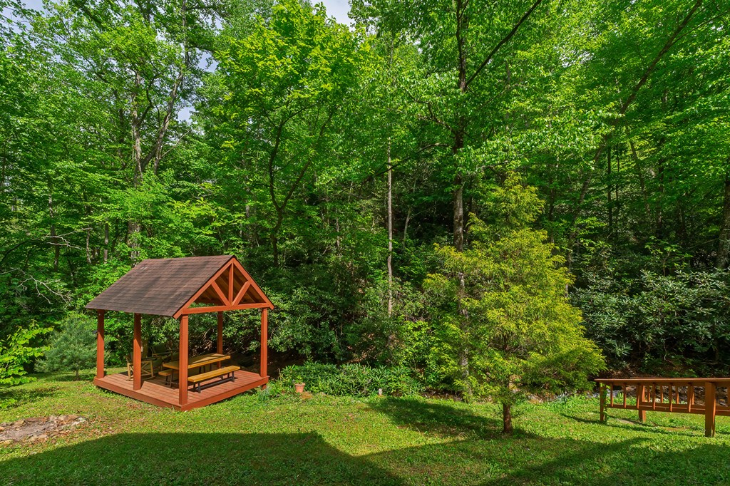 416 Meadowview Trl
