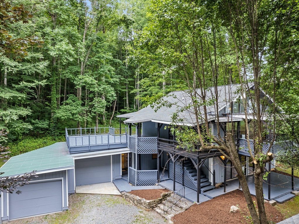 Photo of 80 Merrie Way, Waynesville, NC 28786 (MLS # 26047946)
