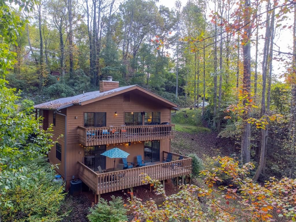 Photo of 125 Nugget Ln, Sylva, NC 28779 (MLS # 26042497)