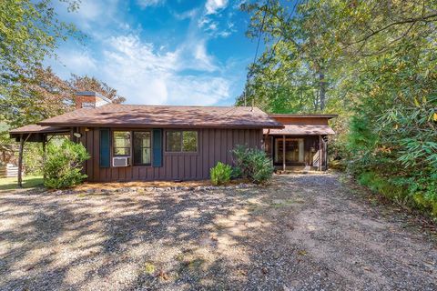 Photo of 306 Purdy Lane, Otto, NC 28763 (MLS # 26042374)