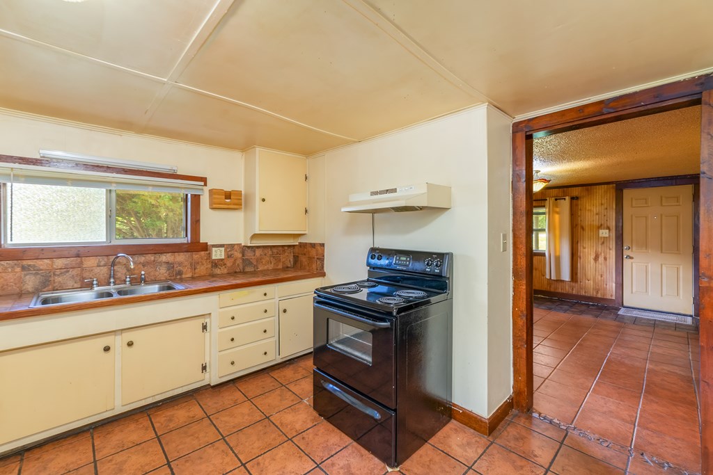 20 Jimmy Morris Rd