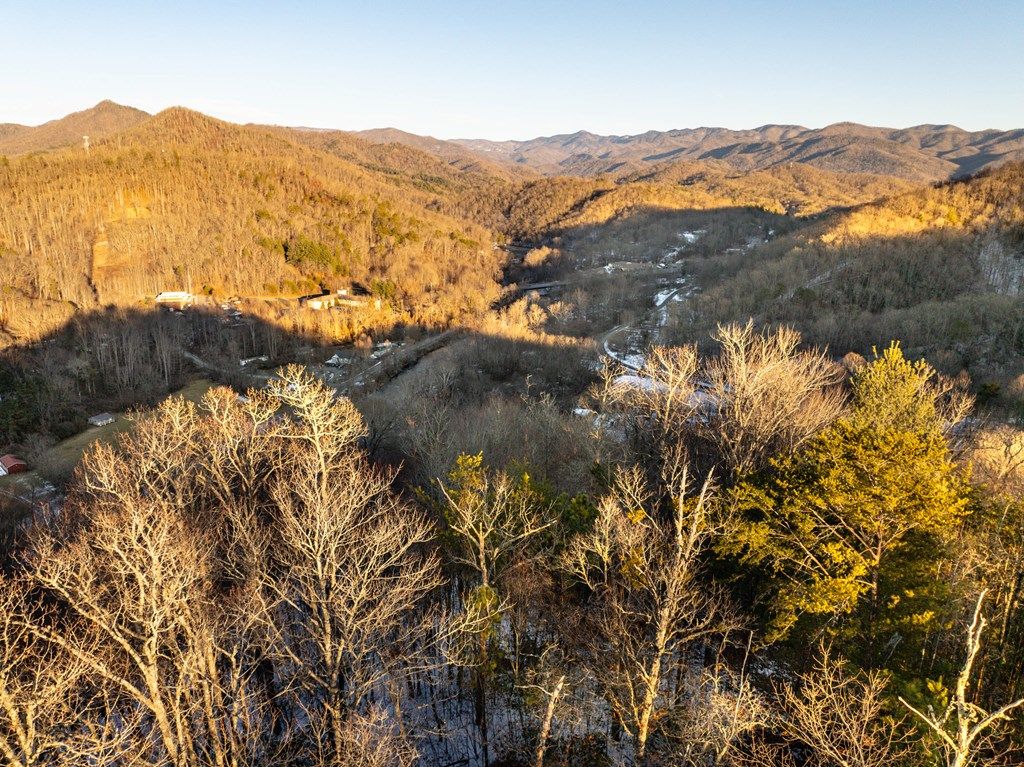 Photo of 4 Old # 4 Rd, Cherokee (Jackson Co.), NC 28719 (MLS # 26045328)