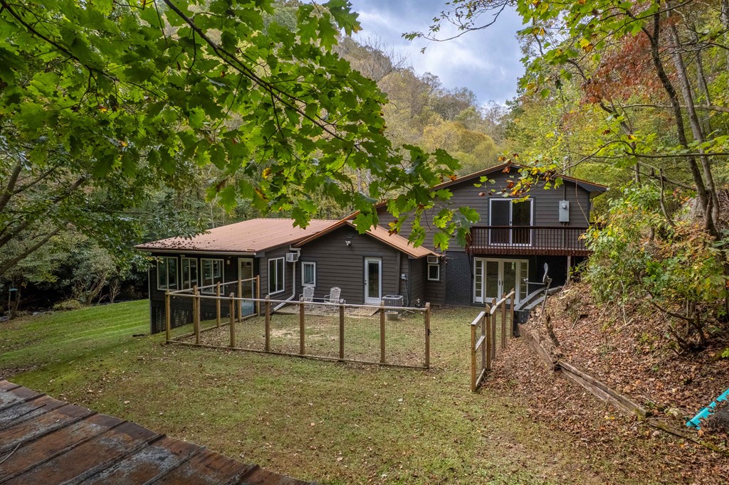 214 Chin Tree Rd