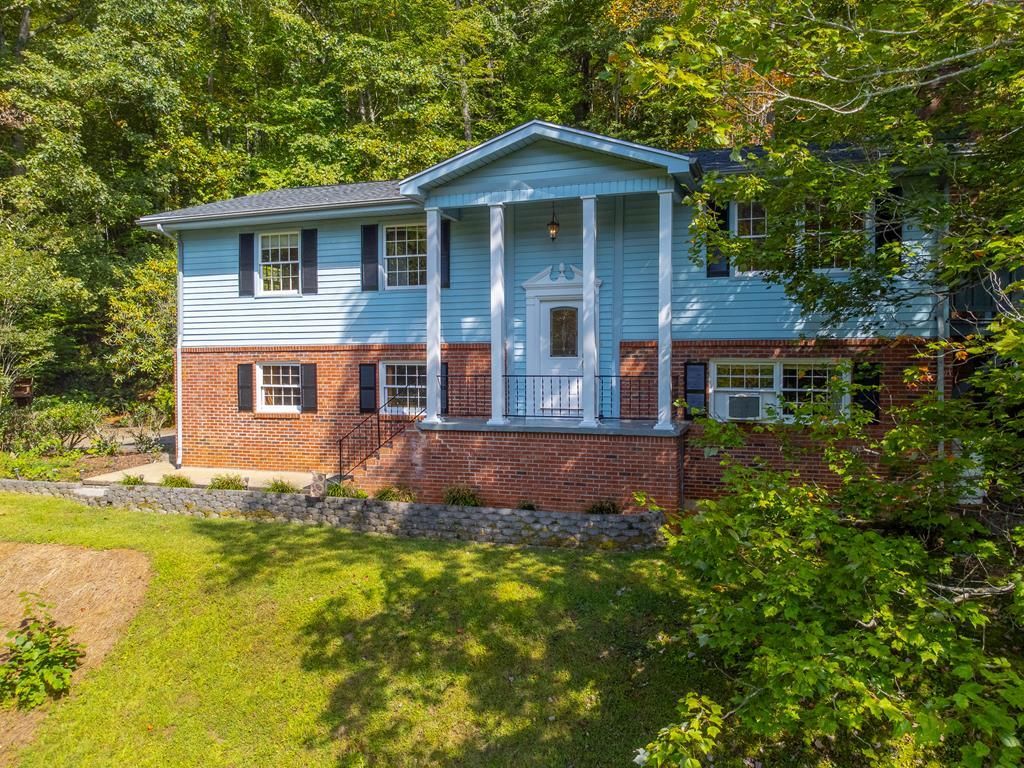 Photo of 1168 N Country Club Dr, Cullowhee, NC 28723 (MLS # 26042246)