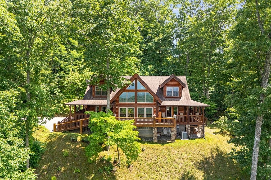 Photo of 832 Dunloggin Road, Cullowhee, NC 28723 (MLS # 26047593)