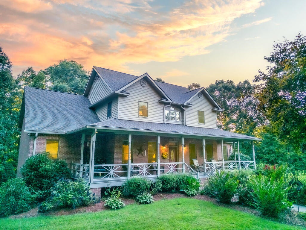 Photo of 832 Asheville Hwy, Sylva, NC 28779 (MLS # 26048407)