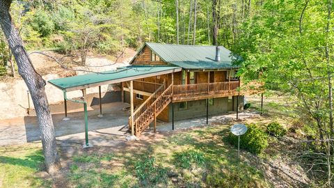 Photo of 298 Timbuktu Rd, Sylva, NC 28779 (MLS # 26047060)