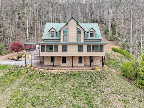 Photo of 115 Fugitive Run, Sylva, NC 28779 (MLS # 26046906)