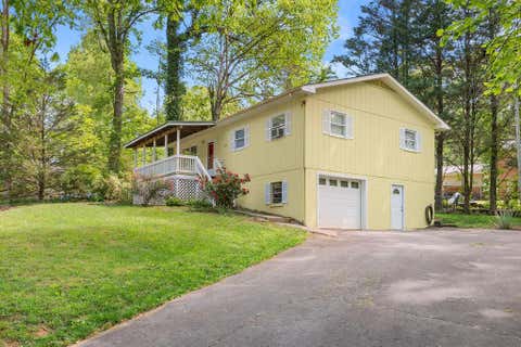 Photo of 275 Crestview Heights, Franklin, NC 28734 (MLS # 26047475)