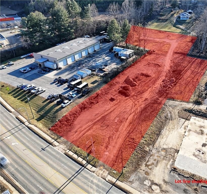 628 Main St