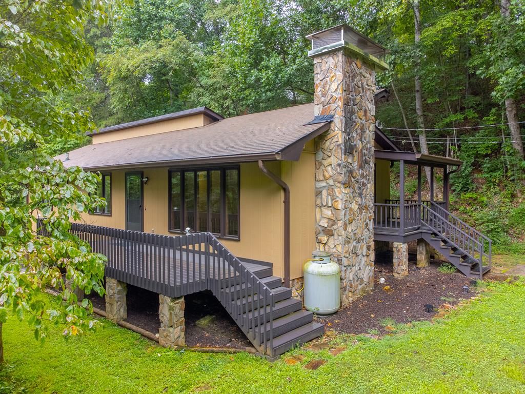 Photo of 219 Camelot Crest, Sylva, NC 28779 (MLS # 26041930)
