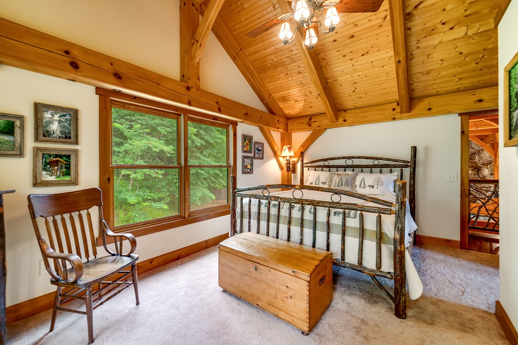 Franklin, North Carolina, 28734, United States, 3 Bedrooms Bedrooms, ,5 BathroomsBathrooms,Residential,Active,2043448