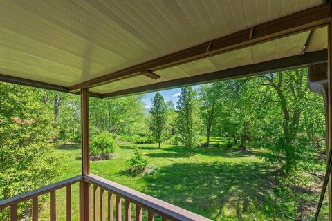 Photo of 370 Fire House RD, Franklin, NC 28734 (MLS # 26047120)