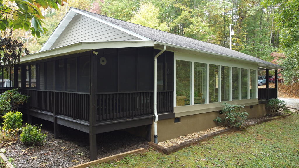 Photo of 177 Natural Trail, Sylva, NC 28779 (MLS # 26048758)