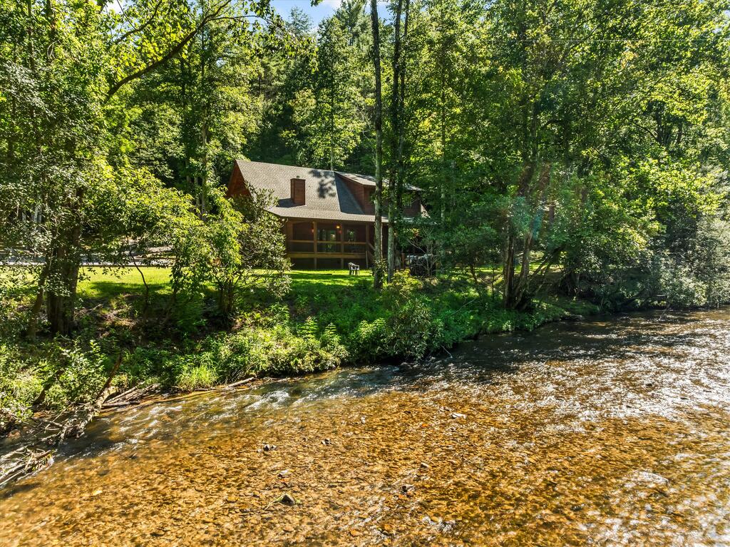91 Riverview Drive