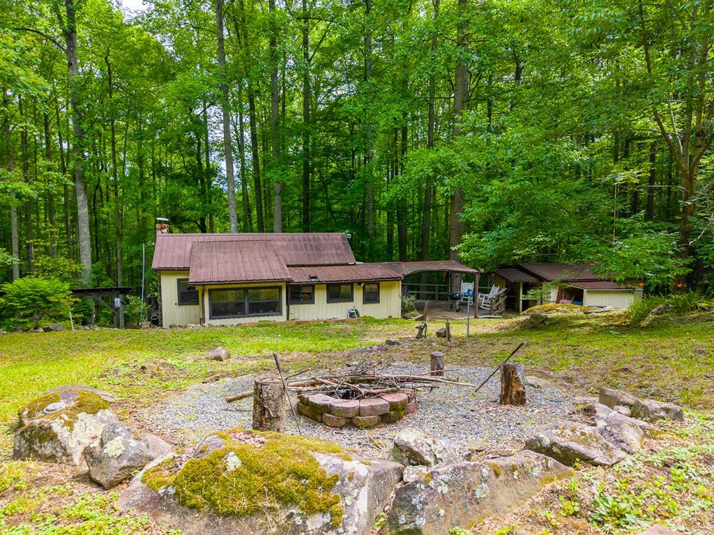 Photo of 1617 Upper Cove Road, Robbinsville, NC 28771 (MLS # 26047656)