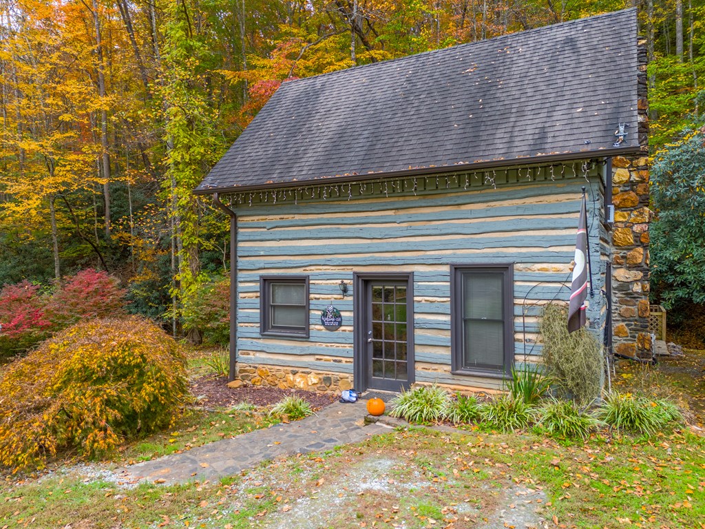 380/366 Newman Rd