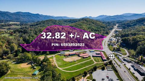 1556 Georgia Rd Franklin NC 28734