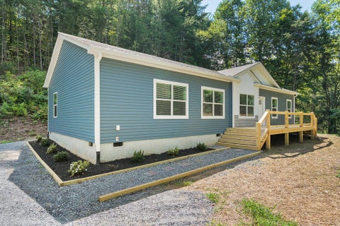 Photo of 24 Green Burch Drive, Bryson City, NC 28713 (MLS # 26048193)