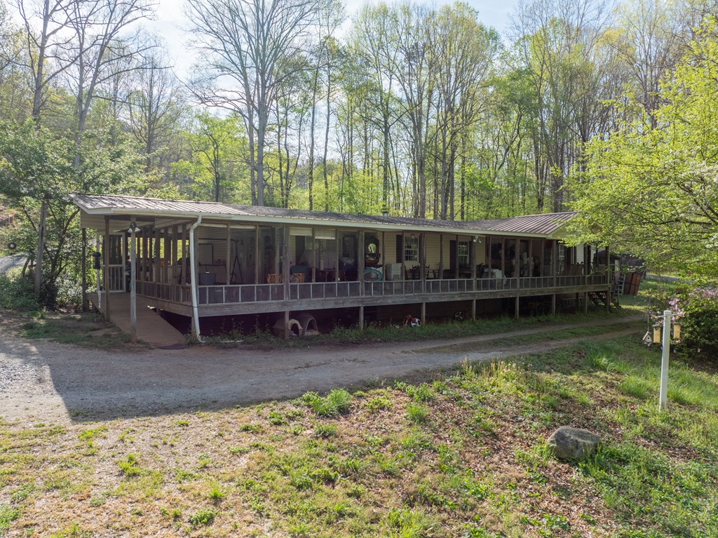 261 Groves Parkway