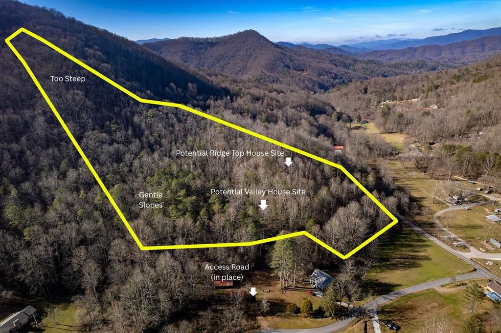 Photo of 70 Earls Rd, Bryson City, NC 28713 (MLS # 26042969)