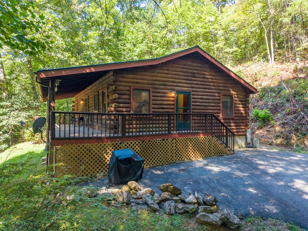 Photo of 181 Seven Springs Road, Whittier, NC 28789 (MLS # 26048487)