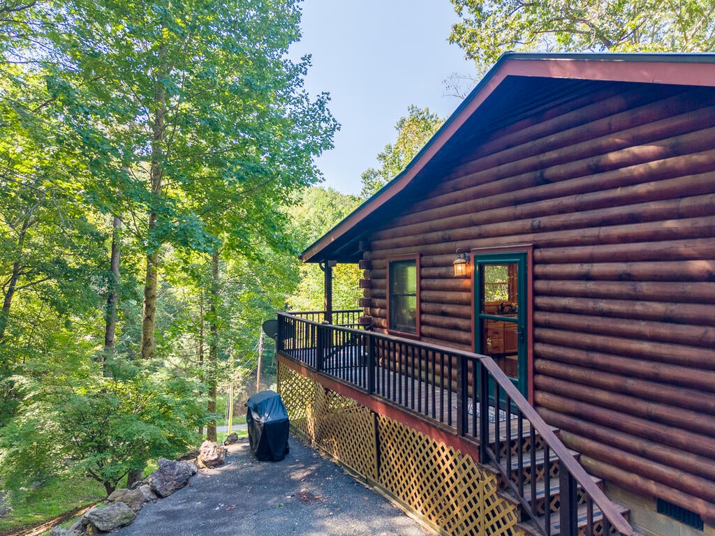 181 Seven Springs Road