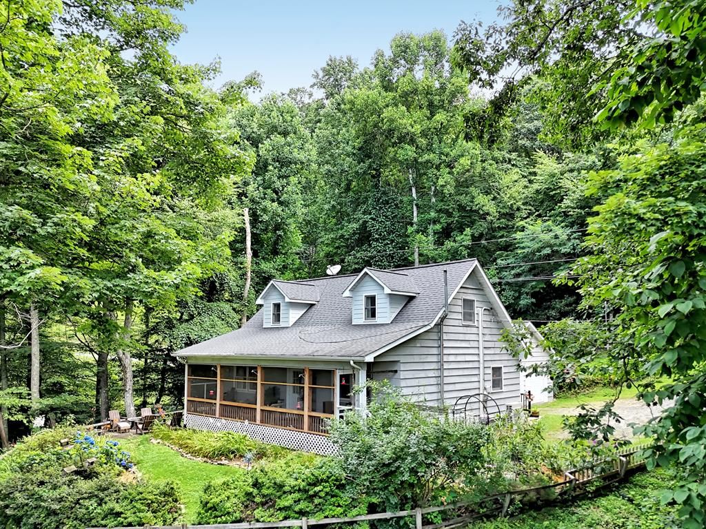 Photo of 73 Hoot Owl Hollow, Sylva, NC 28779 (MLS # 26041673)