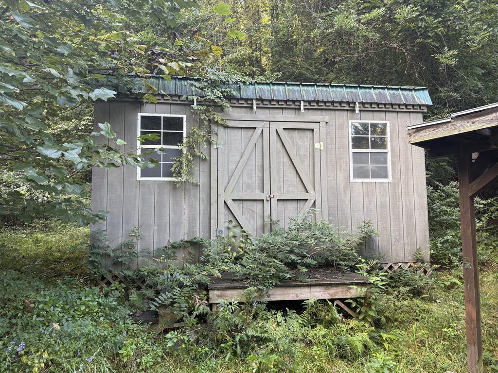 2794 East Fork Road