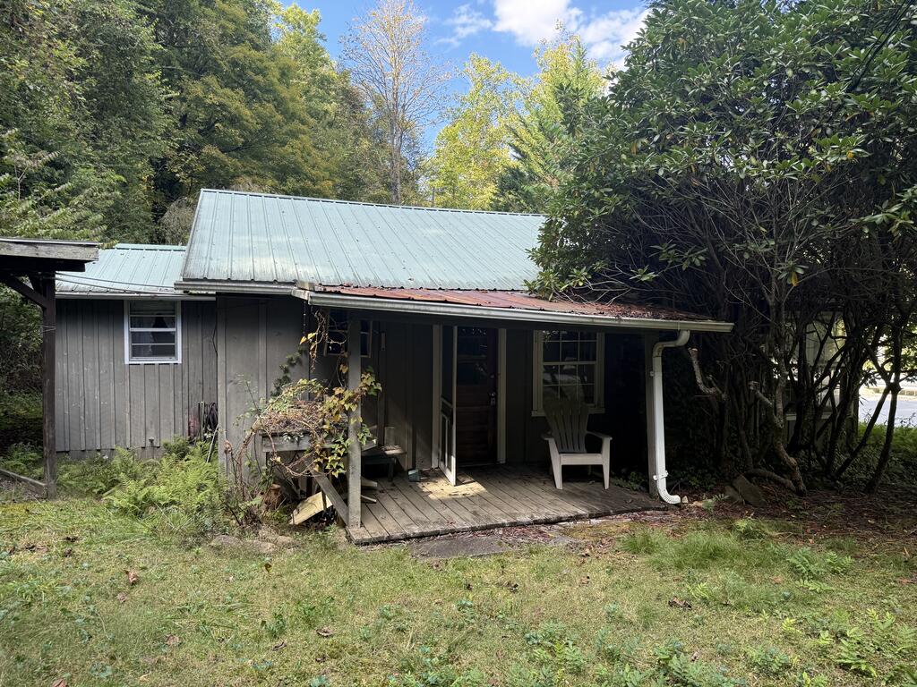 2794 East Fork Road