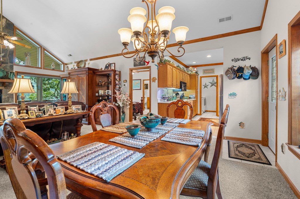 Whittier, North Carolina 28789, United States, 2 Bedrooms Bedrooms, ,2 BathroomsBathrooms,Residential,Active,179443