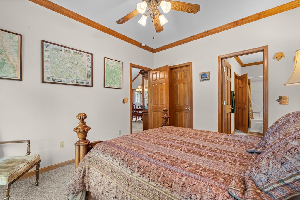 Whittier, North Carolina 28789, United States, 2 Bedrooms Bedrooms, ,2 BathroomsBathrooms,Residential,Active,179443