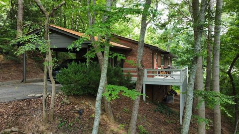 Photo of 47 Hummingbird Road, Franklin, NC 28734 (MLS # 26042348)
