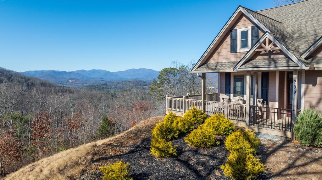 209 Cloud Dancer Ridge