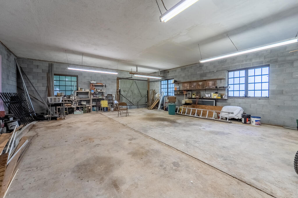 351 Browning Rd