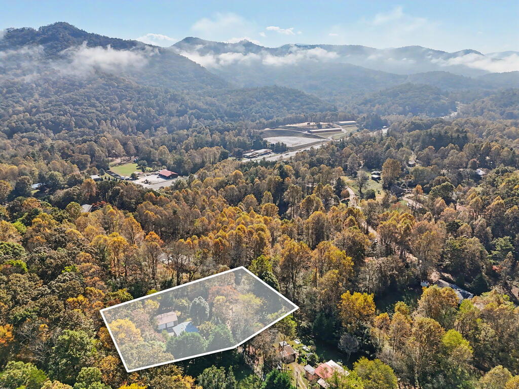 124 Spring Valley Ln