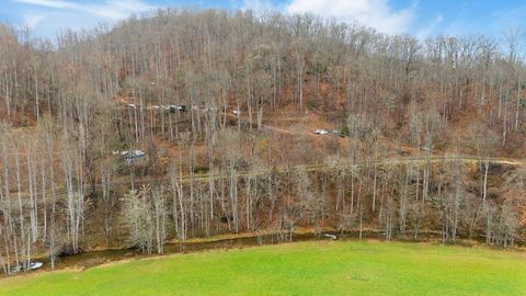 Photo of 6175 Skyland Dr, Sylva, NC 28779 (MLS # 26042843)