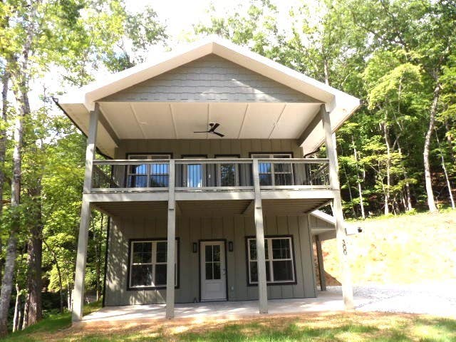 Photo of 300 Laurel Springs Dr, Bryson City, NC 28713 (MLS # 26047914)