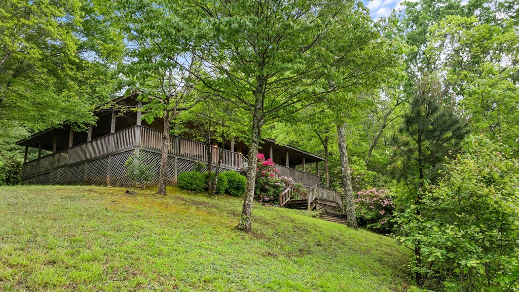 860/960 Robbins Rd